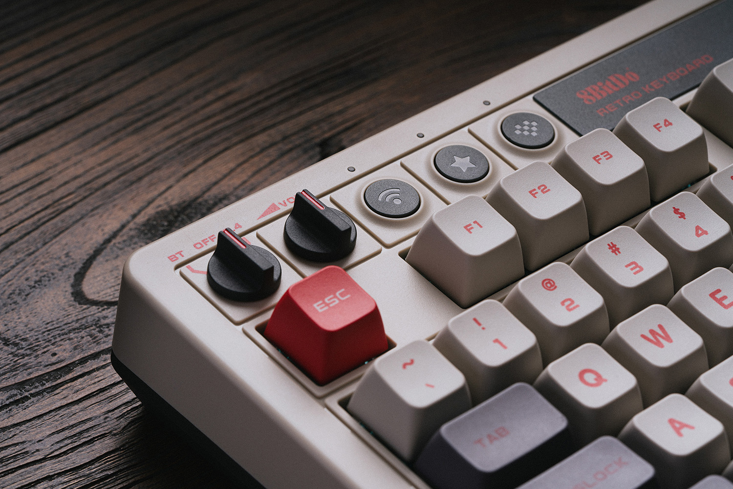 Keyboard Mekanikal Retro 8Bitd - Gaming Keyboard Bluetooth ulasan dan harga